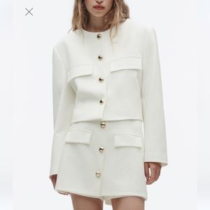 NWT Zara GOLD BUTTON CROPPED BLAZER WHITE size M Oversized